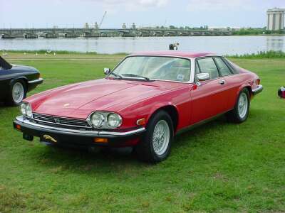 Jag Lovers Model Guides The Xjs